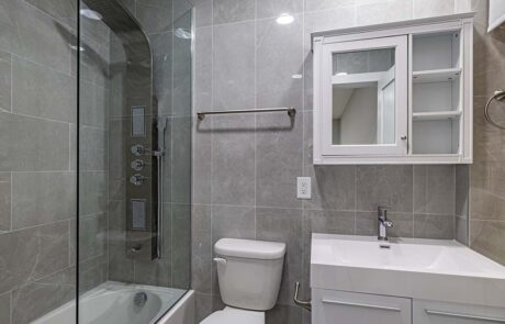 22-fleet-st-jersey-city-nj-1br-1ba—422sf—bathroom 22 Fleet bathroom