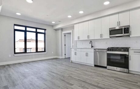 80 Romaine Zillow pic 1